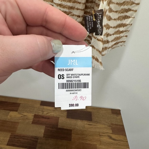 J Mclaughlin Reed Scarf NEW $98 100% Wool Shaw Brown Stripe Ivory - Picture 4 of 5